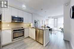 201 - 9600 YONGE STREET Richmond Hill 