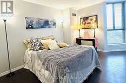 942 - 25 BAMBURGH CIRCLE Toronto