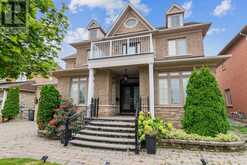 8 REDWILLOW ROAD Brampton