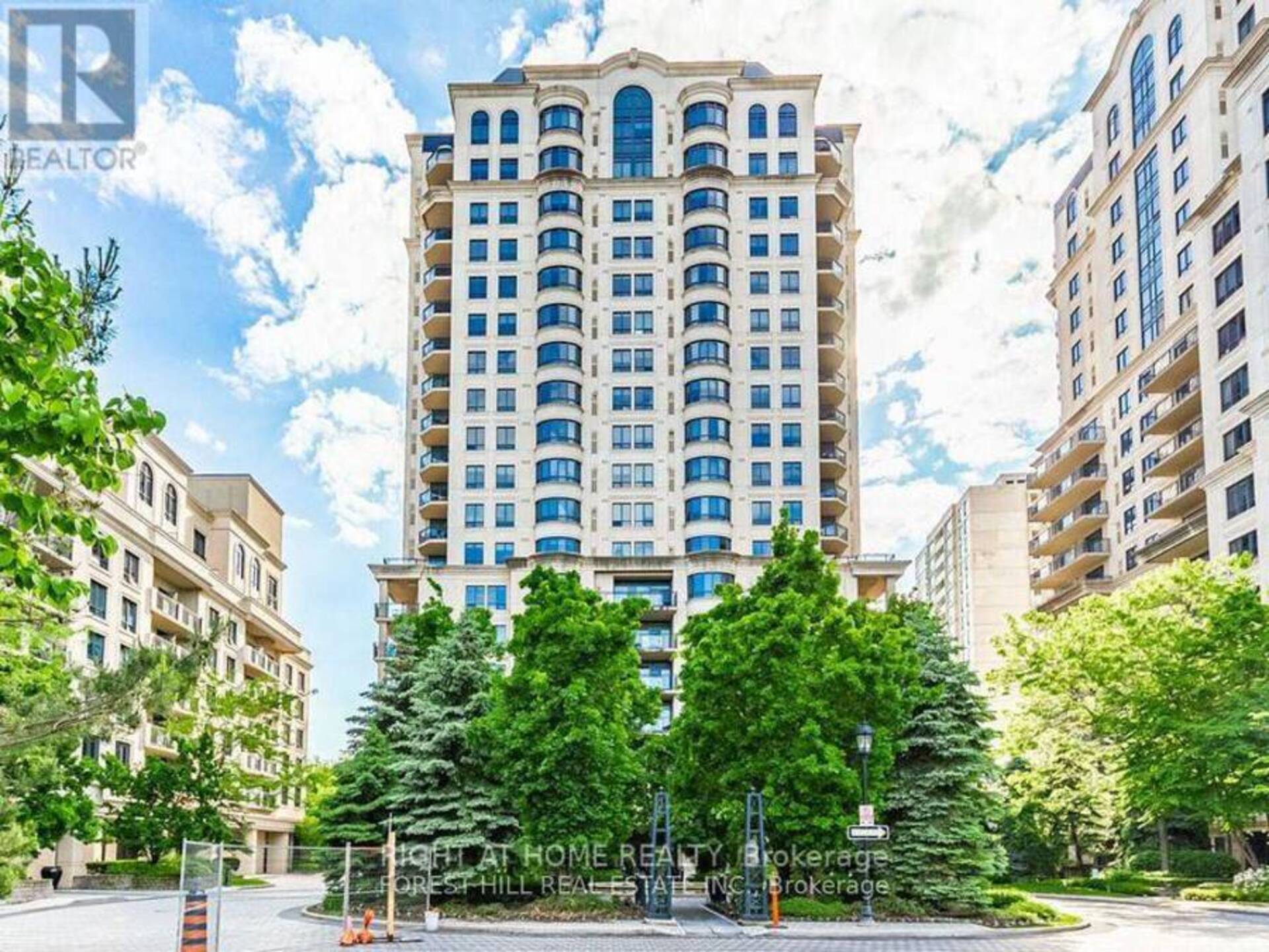 305 - 660 SHEPPARD AVENUE E Toronto