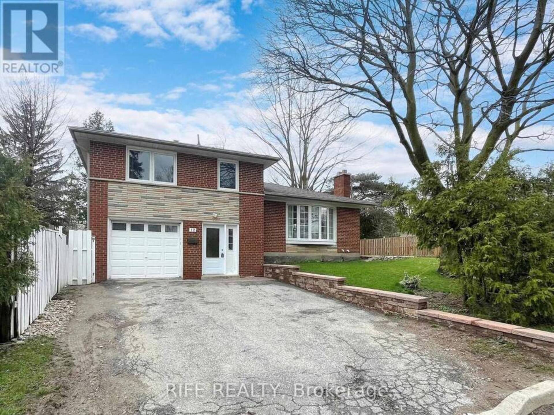 12 SHERWOOD FOREST DRIVE Markham