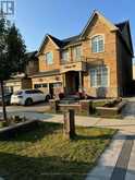 8 FANNING TRAIL Brampton 