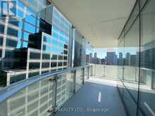 1004 - 1 BLOOR STREET E Toronto