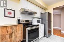 305 - 18 HILLCREST AVENUE Toronto