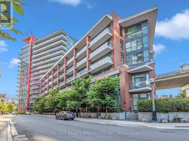 PH 11 - 50 BRUYERES MEWS Toronto Ontario