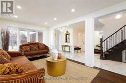 1099 HEDGE DRIVE Mississauga 