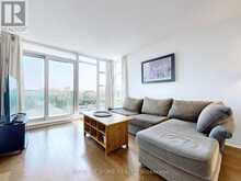 612 - 3840 BATHURST STREET Toronto