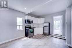 3RD FLR - 850 CARLAW AVENUE Toronto 