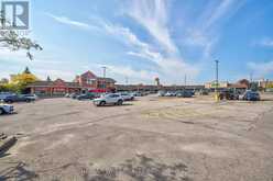 15 - 441 CLARK AVENUE Vaughan 