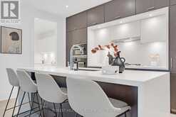 707 - 455 WELLINGTON STREET W Toronto