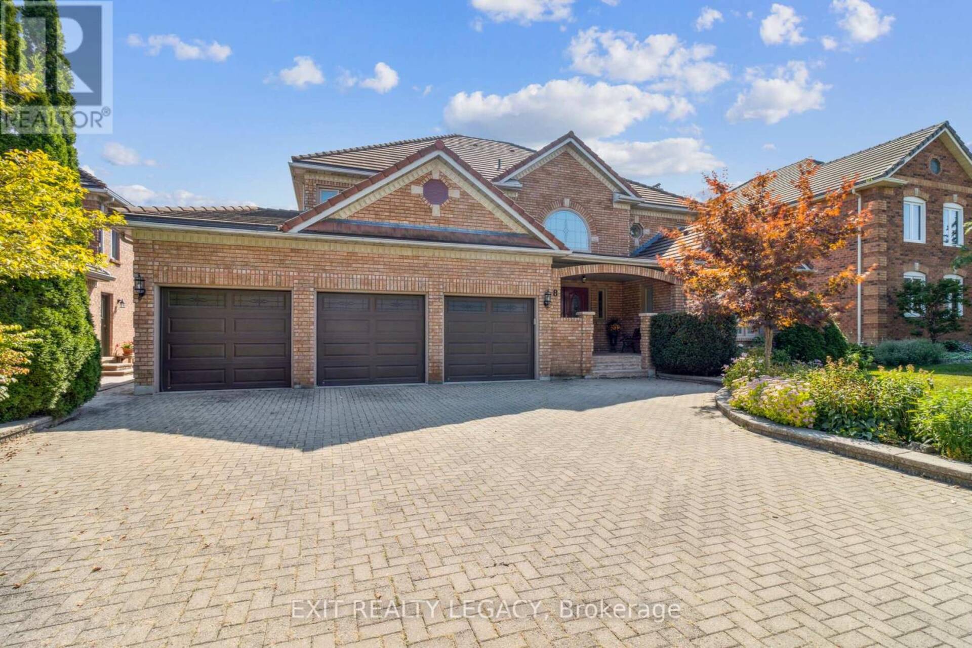 8 NORTHGATE CRESCENT Richmond Hill