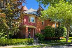 1 HAWTHORN AVENUE Toronto