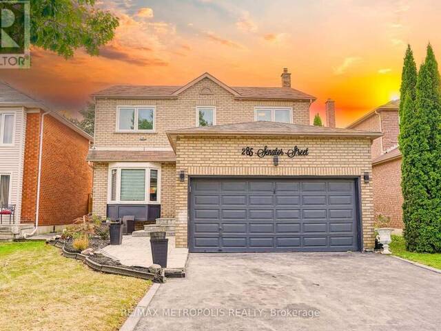 285 SENATOR STREET Pickering  Ontario