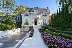 215 STRATHALLAN WOOD Toronto