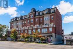 414 - 15450 YONGE STREET Aurora 