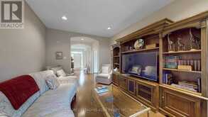 3 SNEAD'S GREEN Whitchurch-Stouffville 