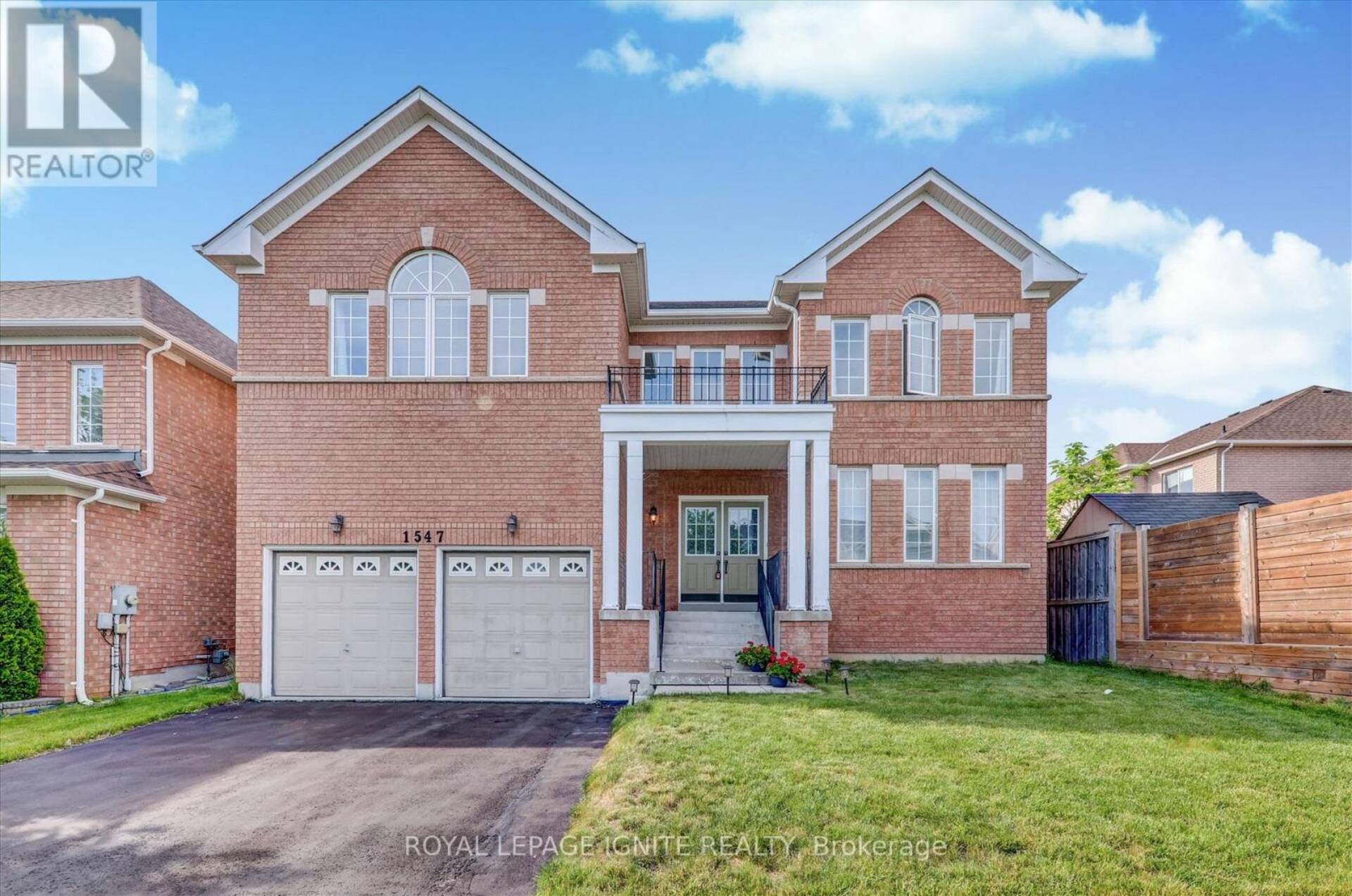 1547 SPENCELY DRIVE Oshawa 