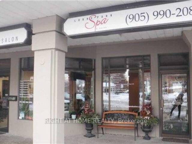 1213 - 1107 LORNE PARK ROAD Mississauga Ontario