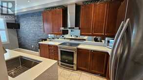 4972 SOUTHAMPTON DRIVE Mississauga 