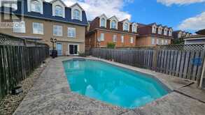 4972 SOUTHAMPTON DRIVE Mississauga 