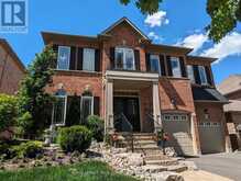 52 SANDBANKS DRIVE Richmond Hill