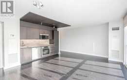 936 - 15 ICEBOAT TERRACE Toronto