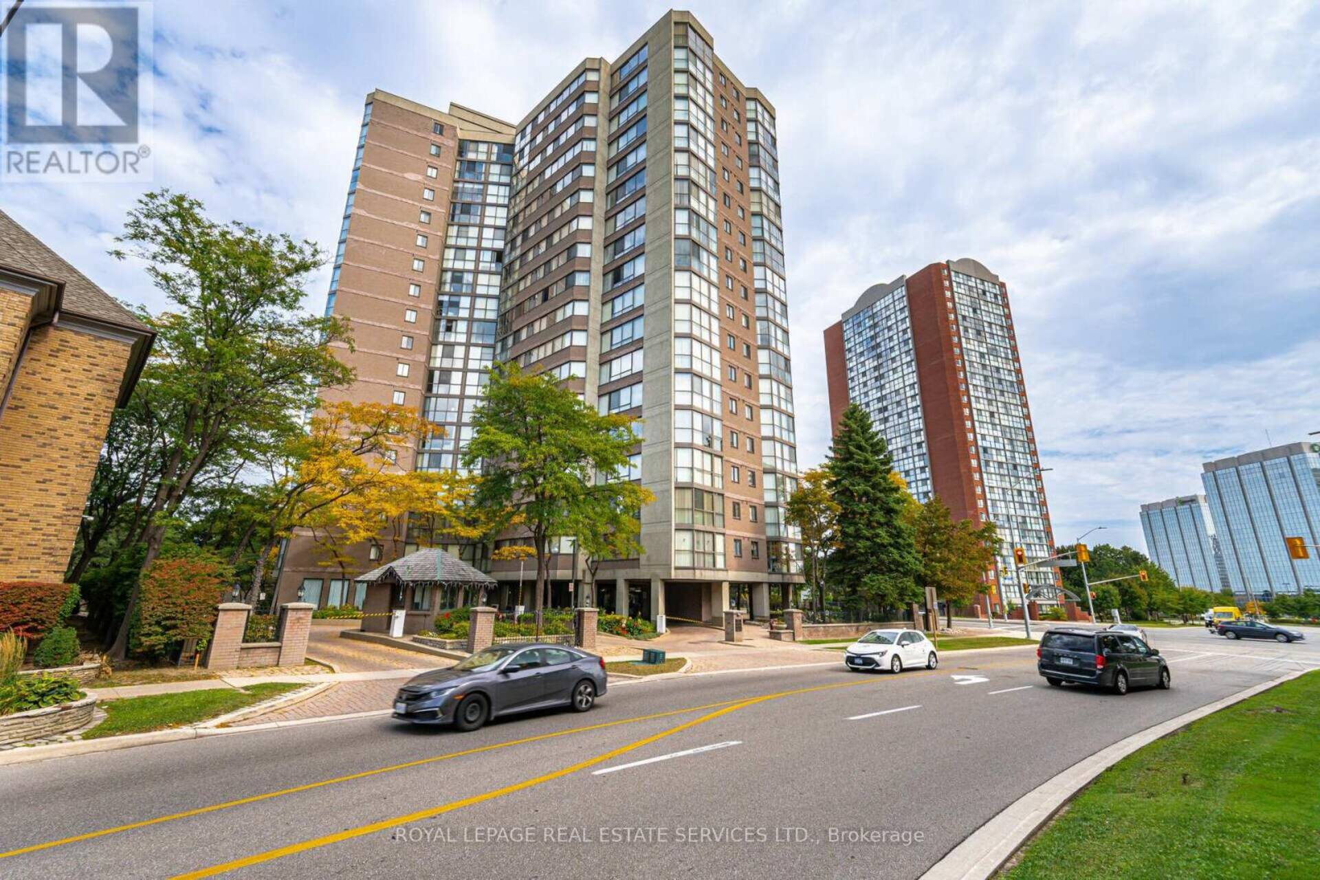 1707 - 4235 SHERWOODTOWNE BOULEVARD Mississauga