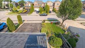 3 SPLIT RAIL ROAD Brampton