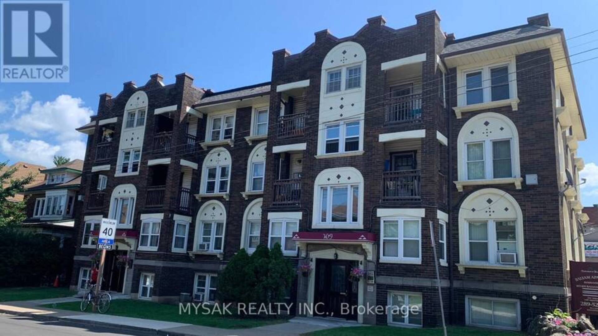 107-109 BALSAM AVENUE S Hamilton 