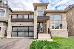 11 UPBOUND COURT East Gwillimbury