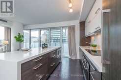 807 - 65 ST MARY STREET Toronto