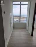 4302A - 17 BATHURST STREET Toronto 