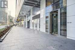 1010 - 100 HARBOUR STREET Toronto