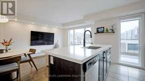 916 - 2 BLANCHE LANE Markham 