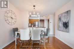 402 - 11 ONEIDA CRESCENT Richmond Hill 