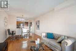 402 - 11 ONEIDA CRESCENT Richmond Hill 