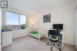 402 - 11 ONEIDA CRESCENT Richmond Hill 