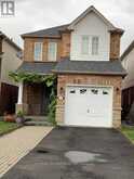 586 MCBEAN ( UPPER LEVEL) AVENUE Newmarket