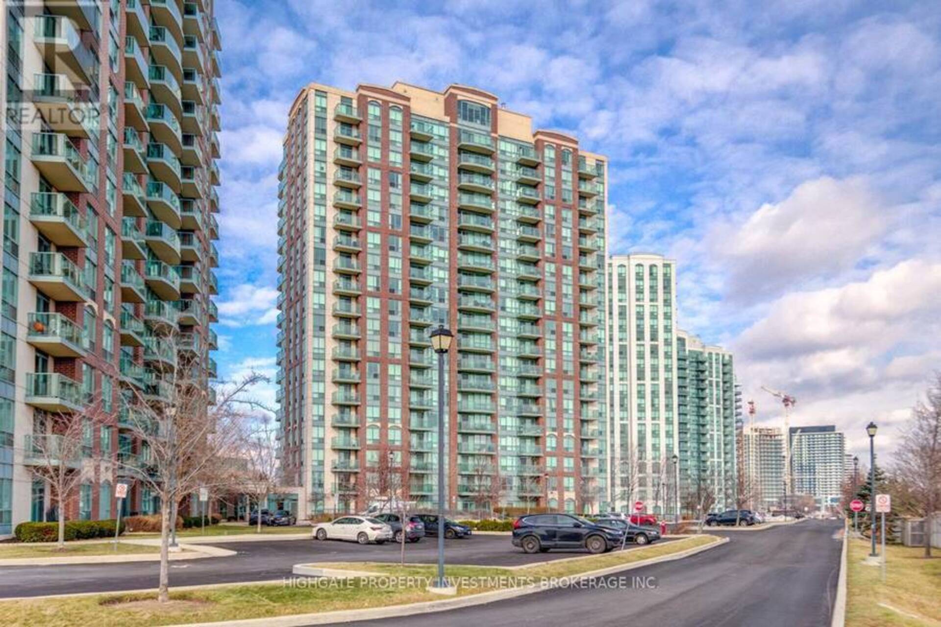 804 - 4889 KIMBERMOUNT AVENUE Mississauga 