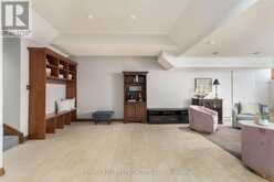 327A LAKE PROMENADE Toronto 