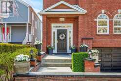 327A LAKE PROMENADE Toronto 