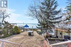 327A LAKE PROMENADE Toronto