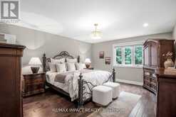 7 FOREST PATH COURT Toronto