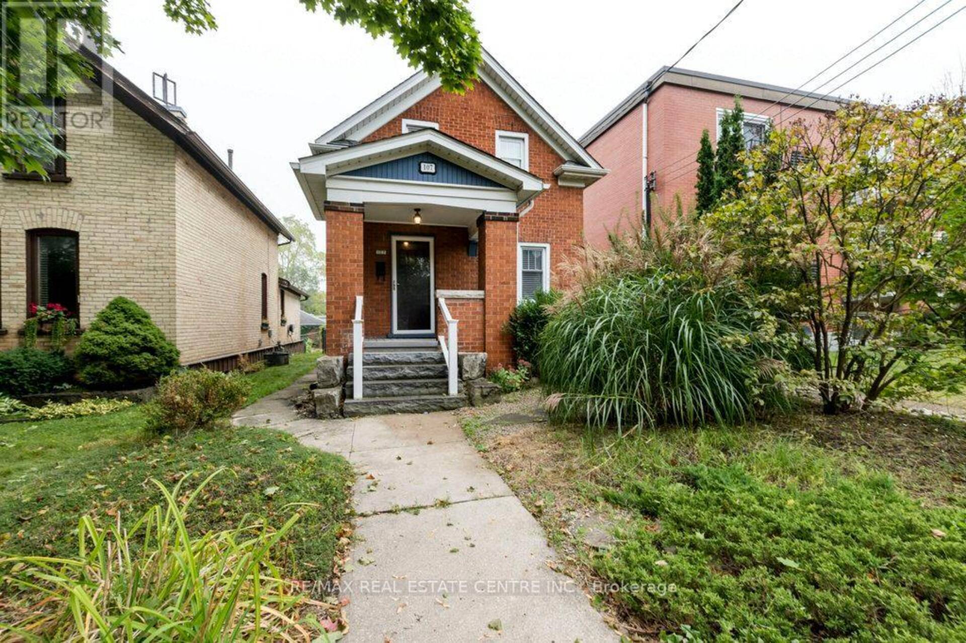 107 WELLINGTON STREET N Kitchener