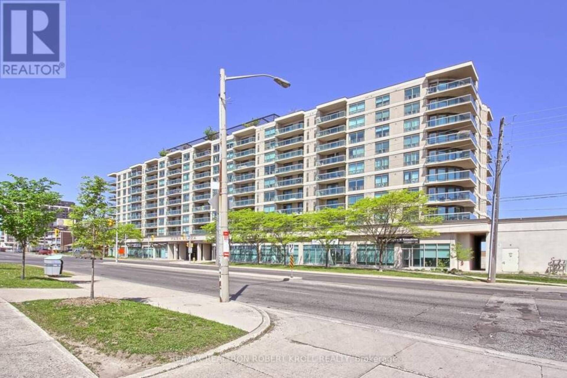 402 - 1030 SHEPPARD AVENUE W Toronto