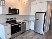 521 - 1010 DUNDAS STREET Whitby 