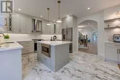 3688 BLOOMINGTON CRESCENT Mississauga