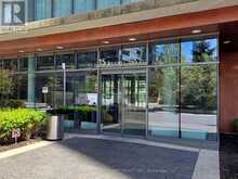 523 - 15 BRUNEL COURT Toronto