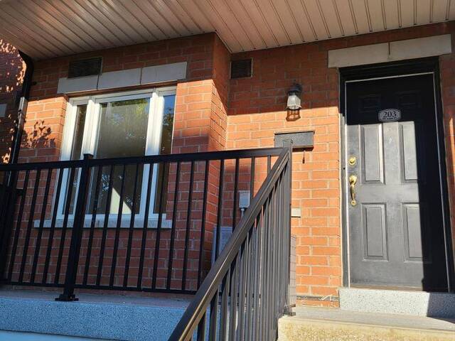 203 - 308 JOHN STREET Markham Ontario