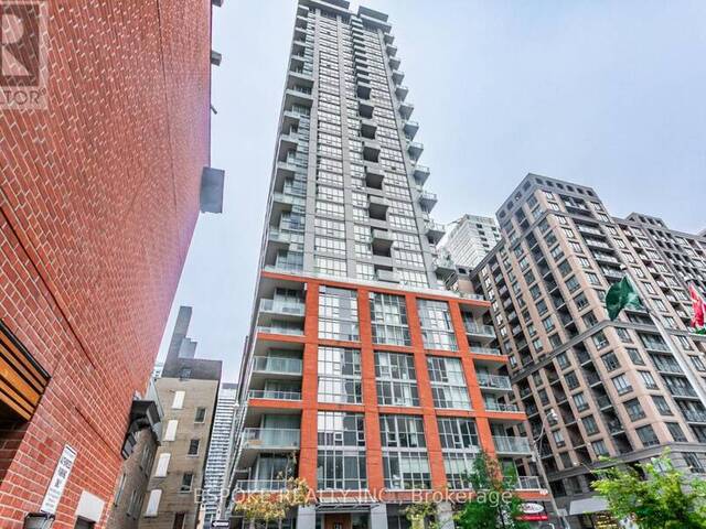 2104 - 126 SIMCOE STREET Toronto Ontario